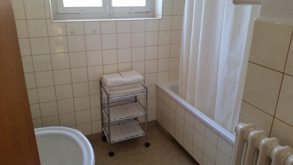 Ferienwohnung Casa Angela Locarno Zimmer foto